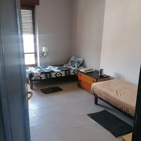 A 2 Passi Dal Centro Tram A Transita Per Tutto Condivisa *