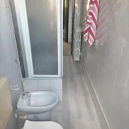 A 2 Passi Dal Centro Tram A Transita Per Tutto Condivisa تورينو